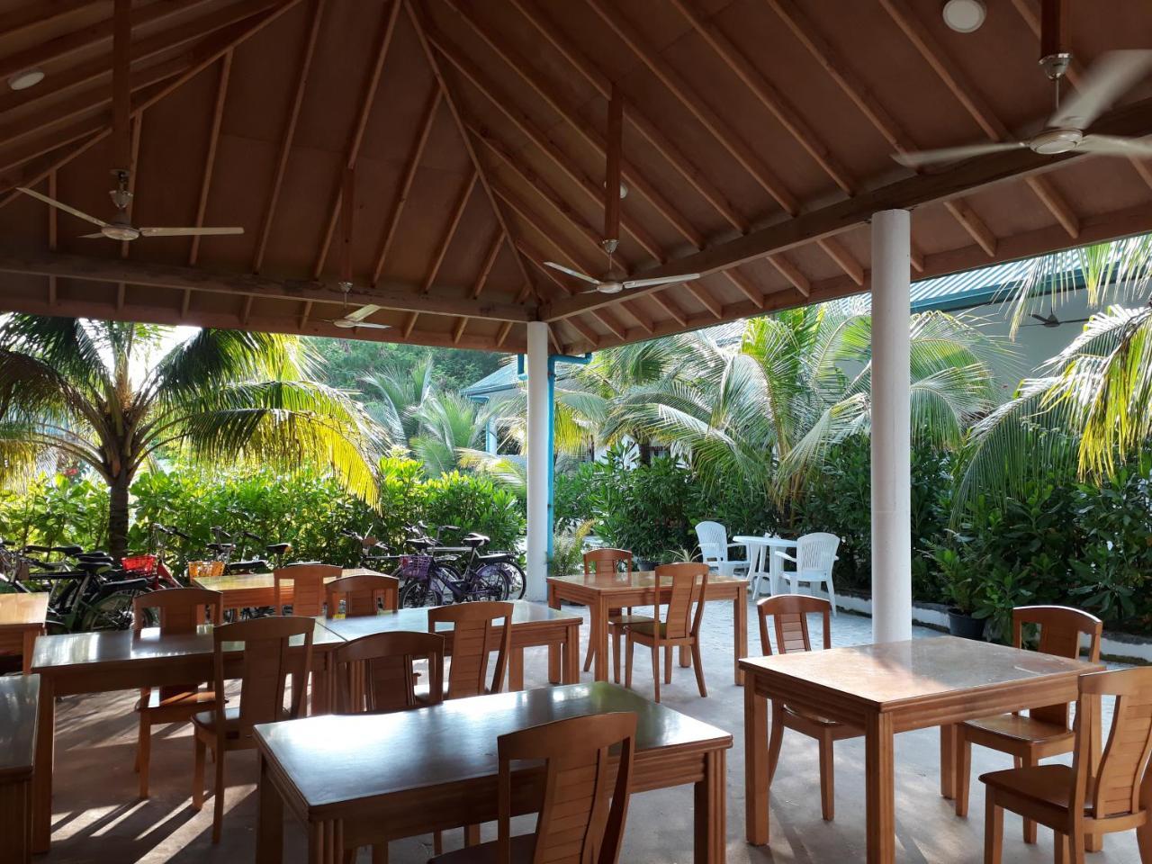 Sunrise Inn Thoddoo Exterior photo